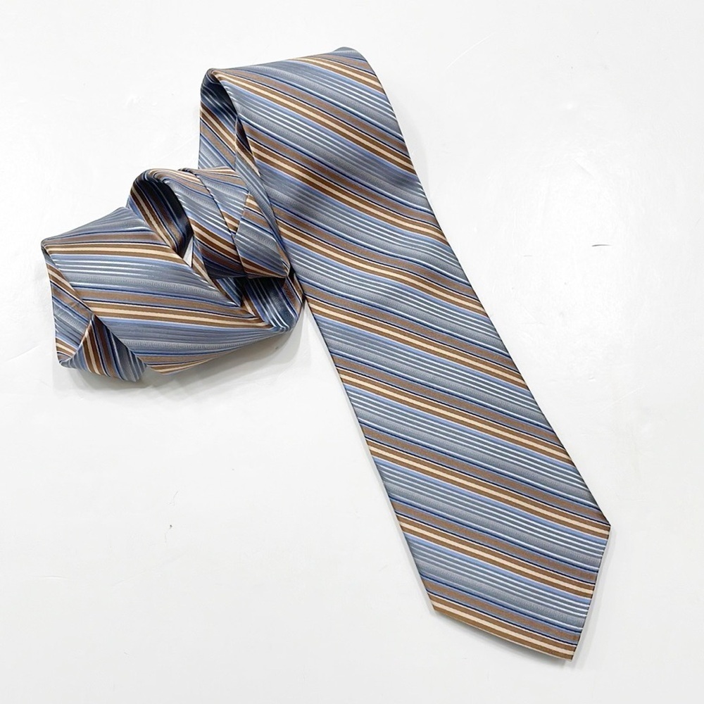 Nicole Miller striped 100% silk standard tie
